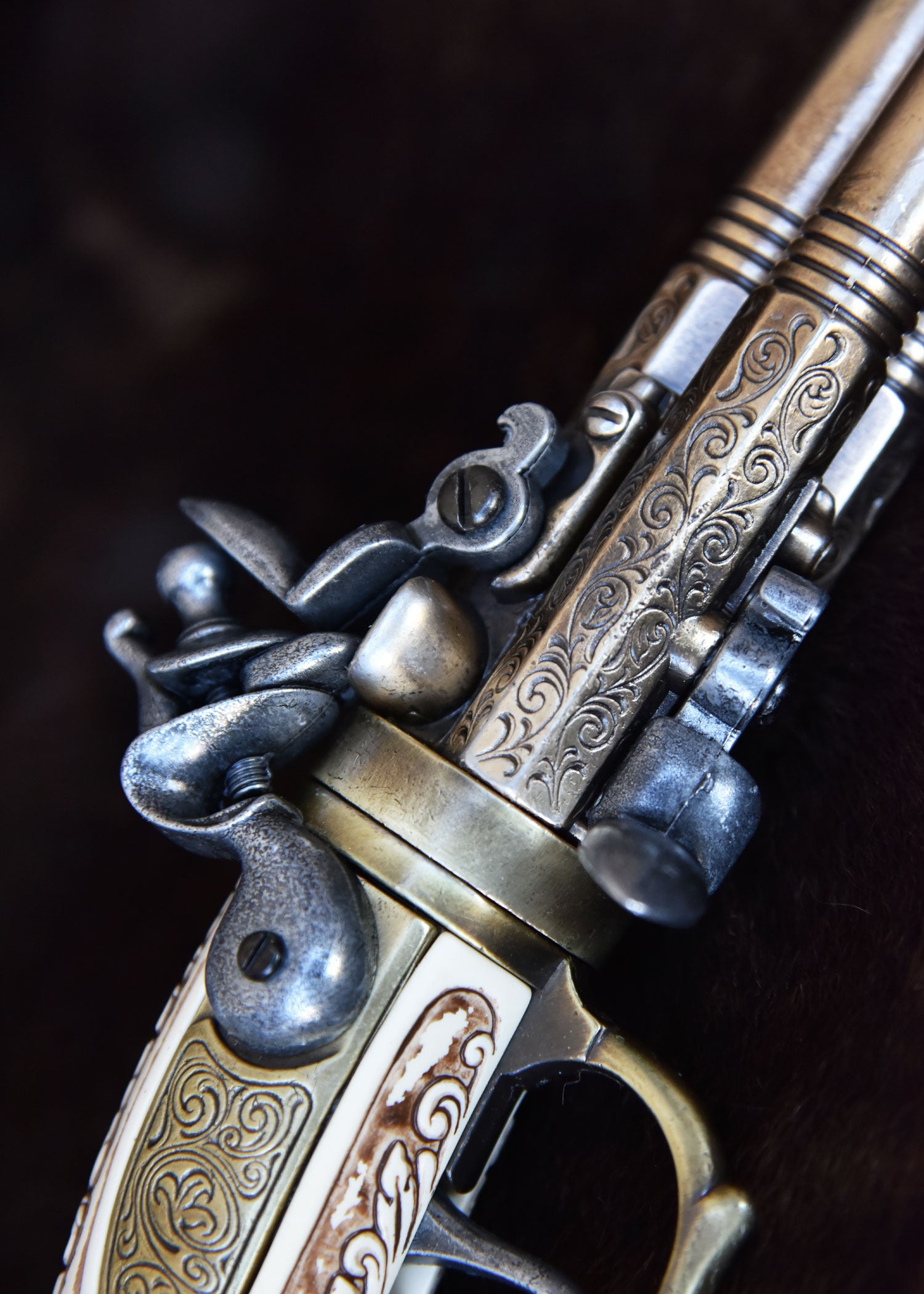 Pistolet pirate à trois canons laiton, 18e siècle Pirates Wares