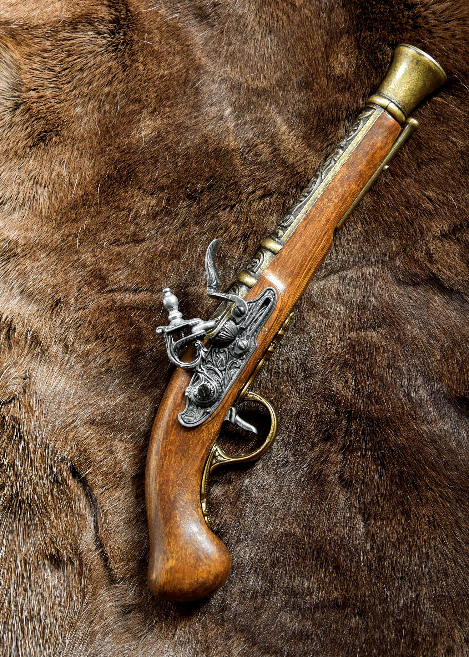 Pistolet pirate à culasse laiton, 18e siècle Battle-Merchant
