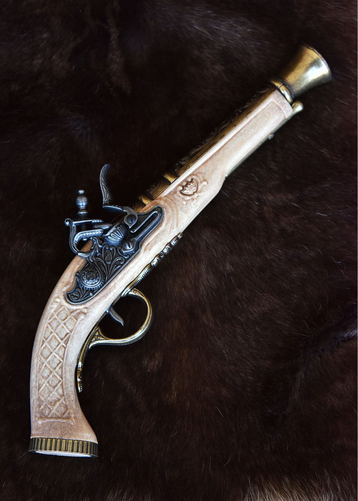 Pistolet pirate tromblon à silex façon ivoire, 18e siècle Pirates Wares
